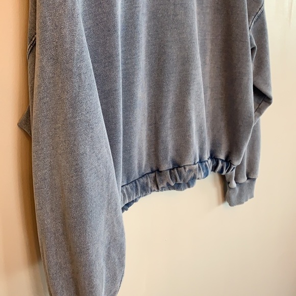 💕HP💕Vintage Havana light denim wash long sleeve hoodie - Picture 12 of 15